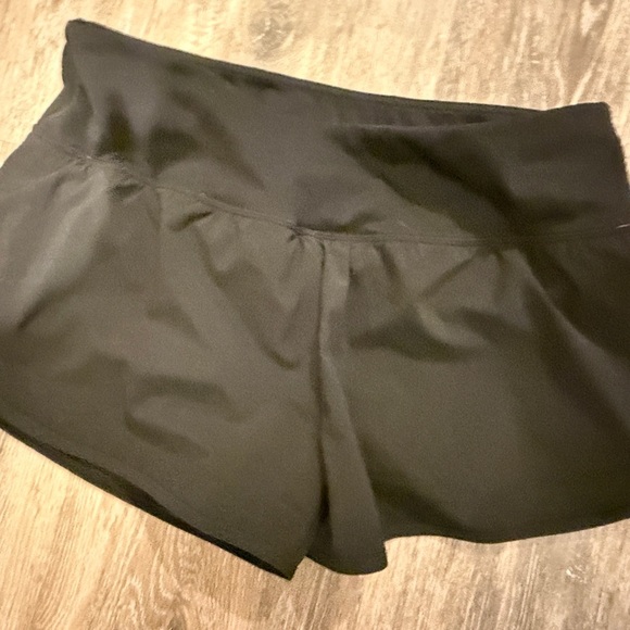 Women's Zyia Active Black Shorts - Picture 2 of 4